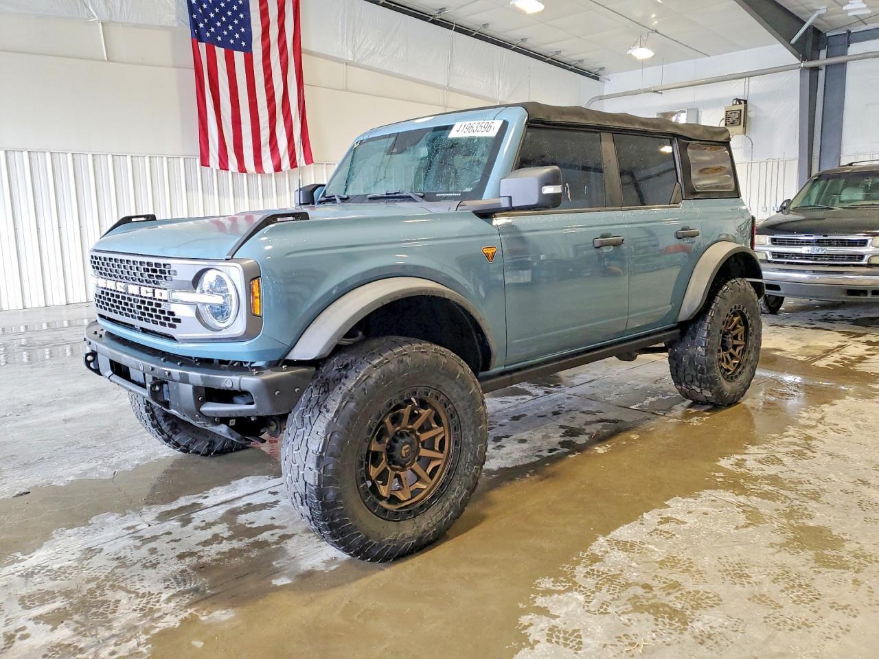 2021 FORD Bronco