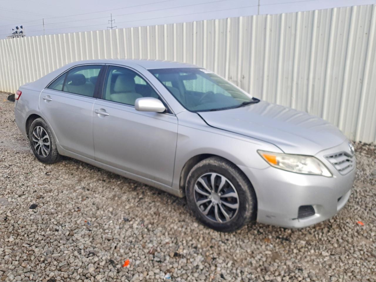2011 TOYOTA CAMRY