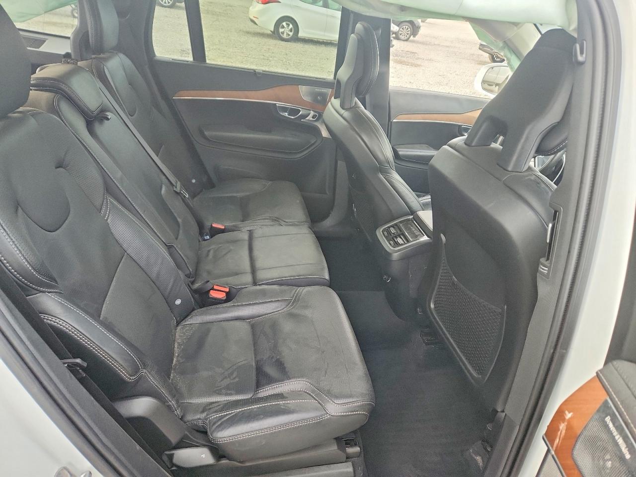 2018 VOLVO XC90