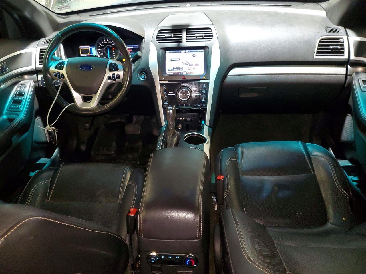 2013 FORD Explorer Sport Trac
