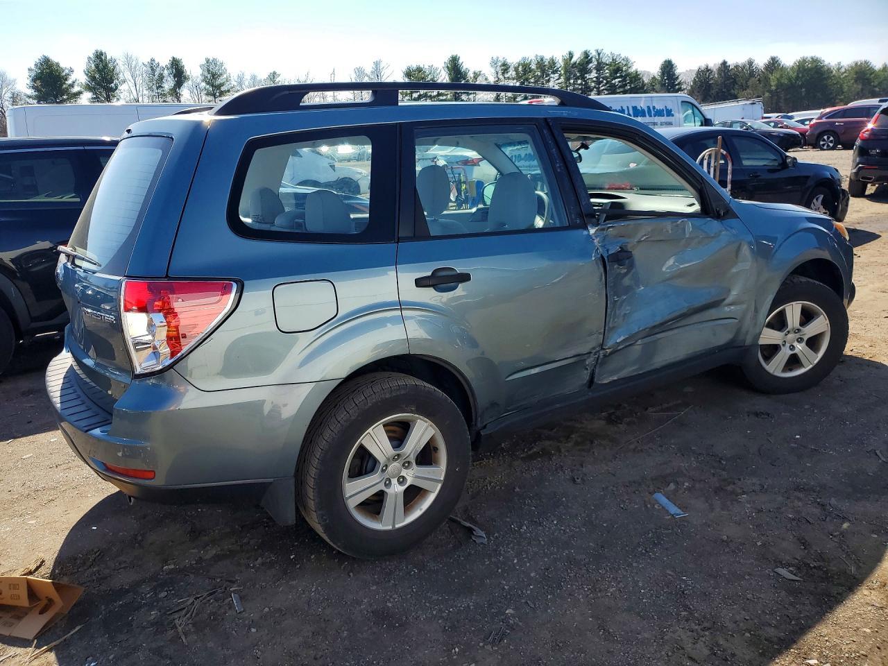 2010 SUBARU FORESTER