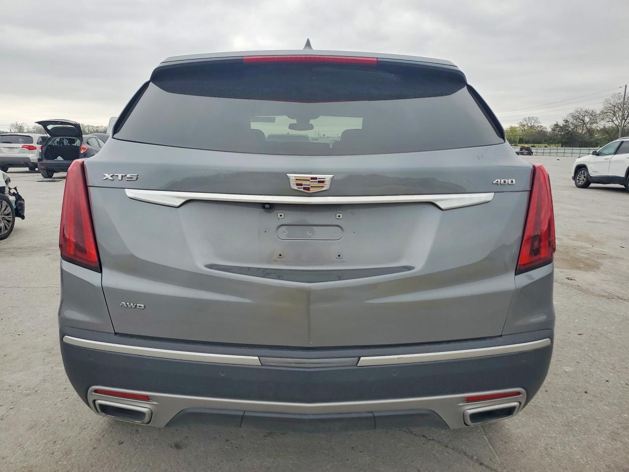 2022 CADILLAC XT5