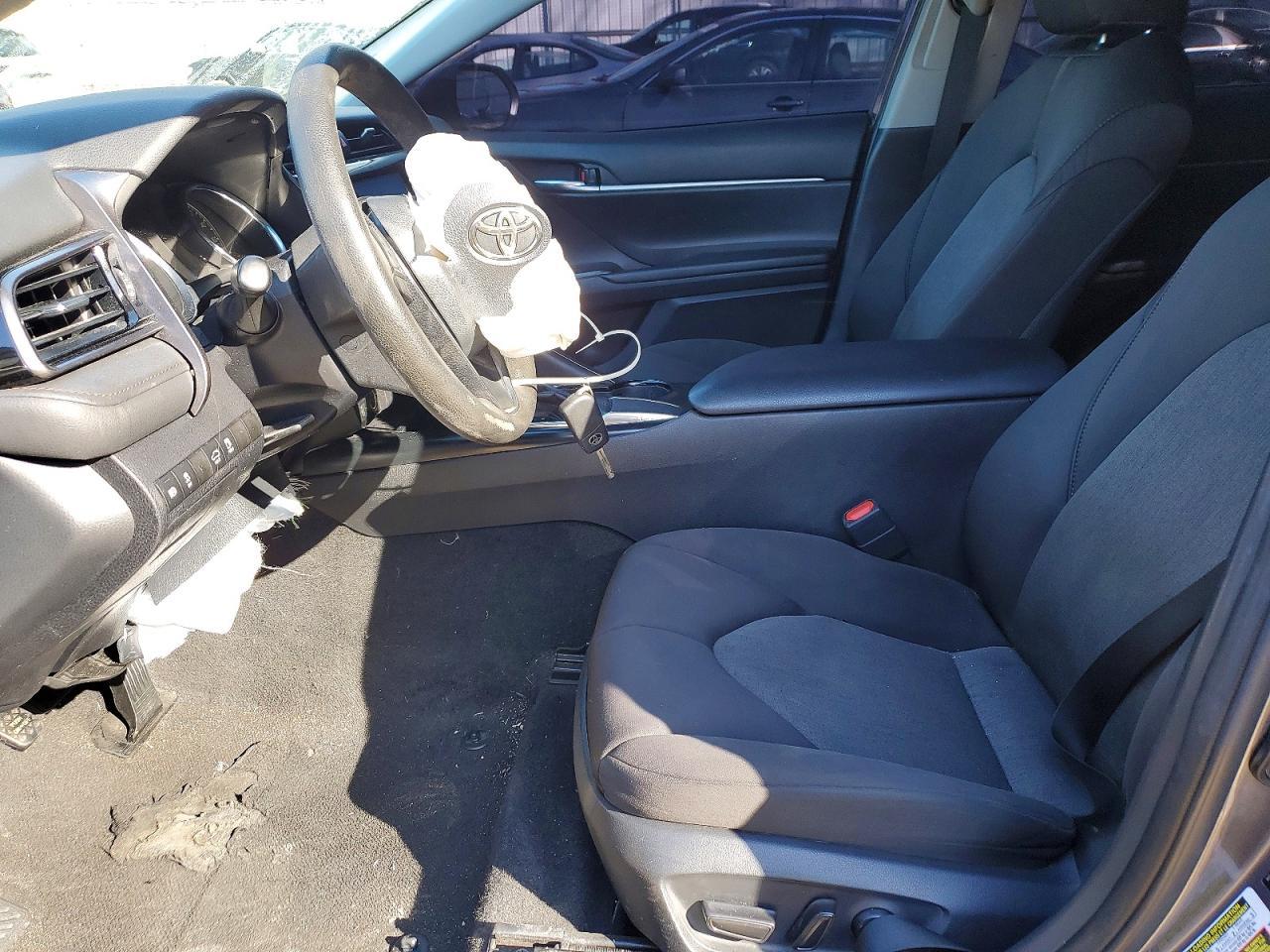 2019 TOYOTA CAMRY