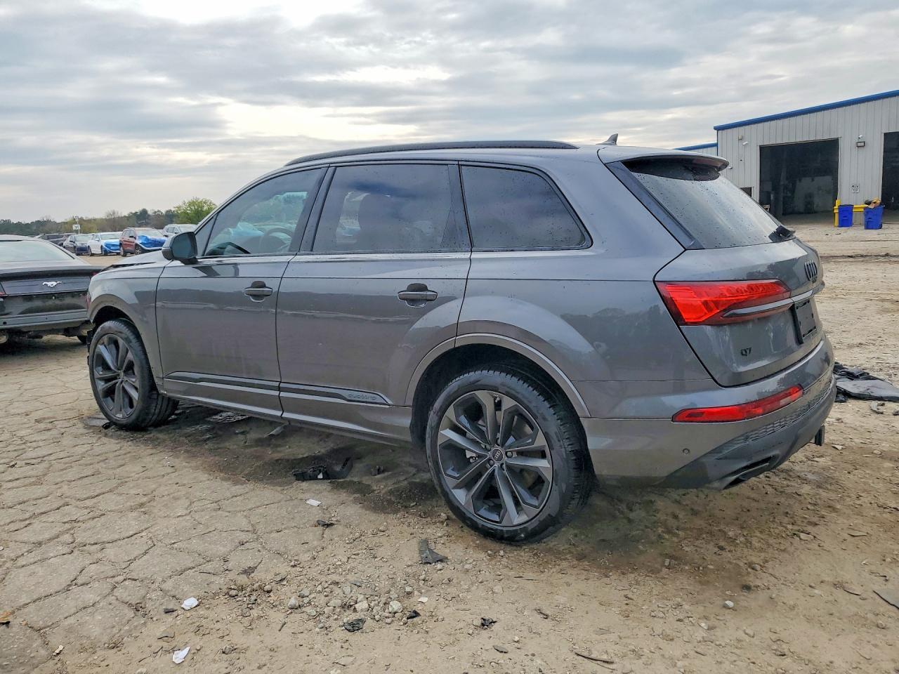 2025 AUDI Q7