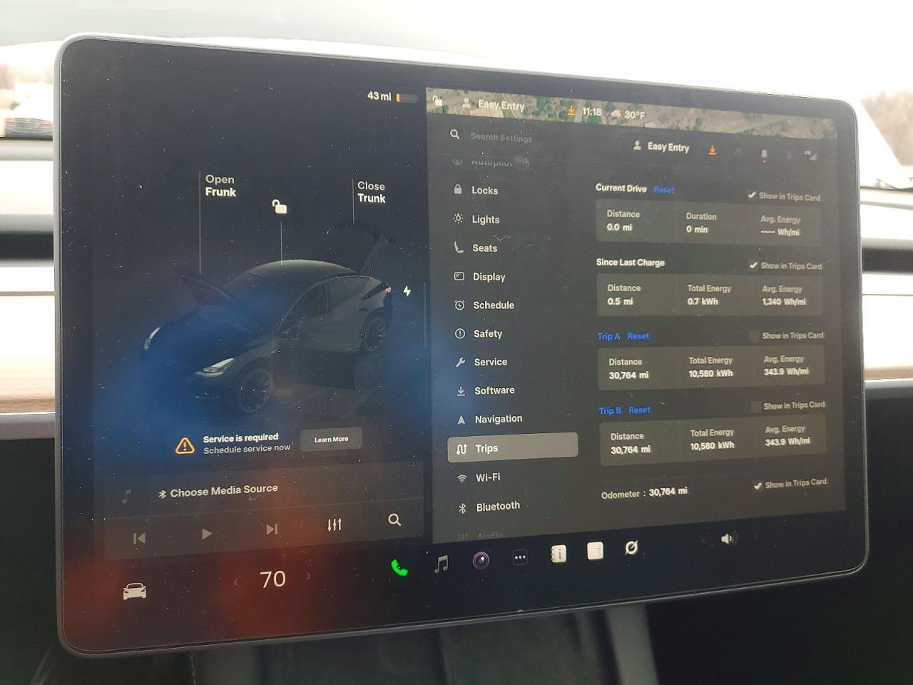 2025 TESLA MODEL Y