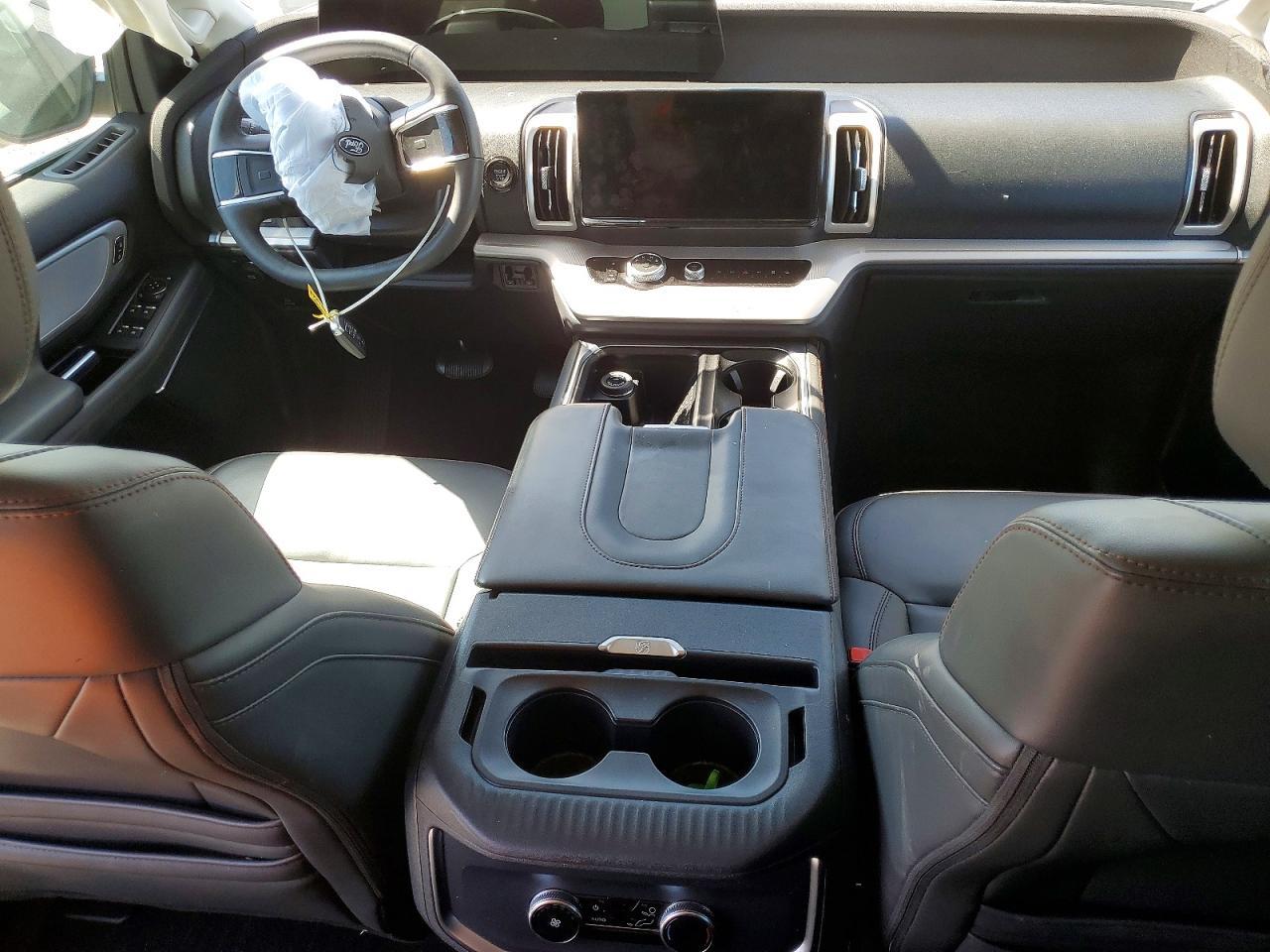 2025 FORD Expedition