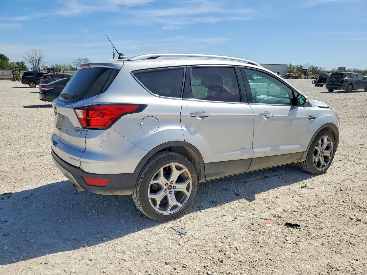 2019 FORD ESCAPE