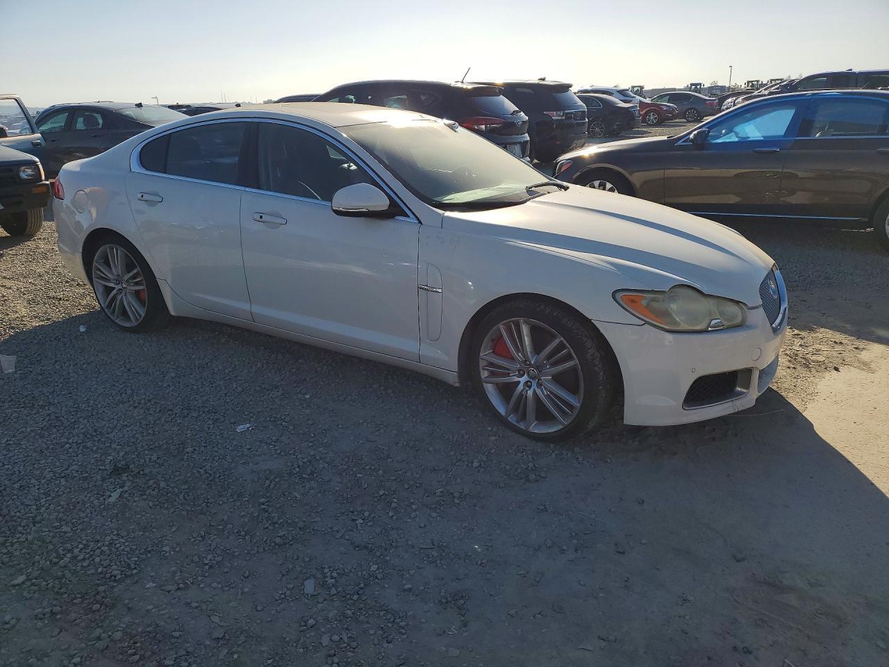 2010 JAGUAR XF