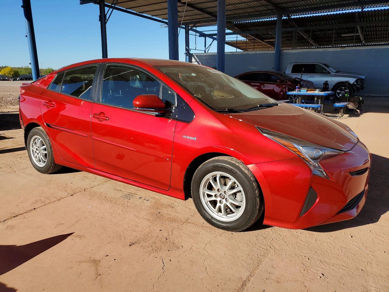 2016 TOYOTA PRIUS