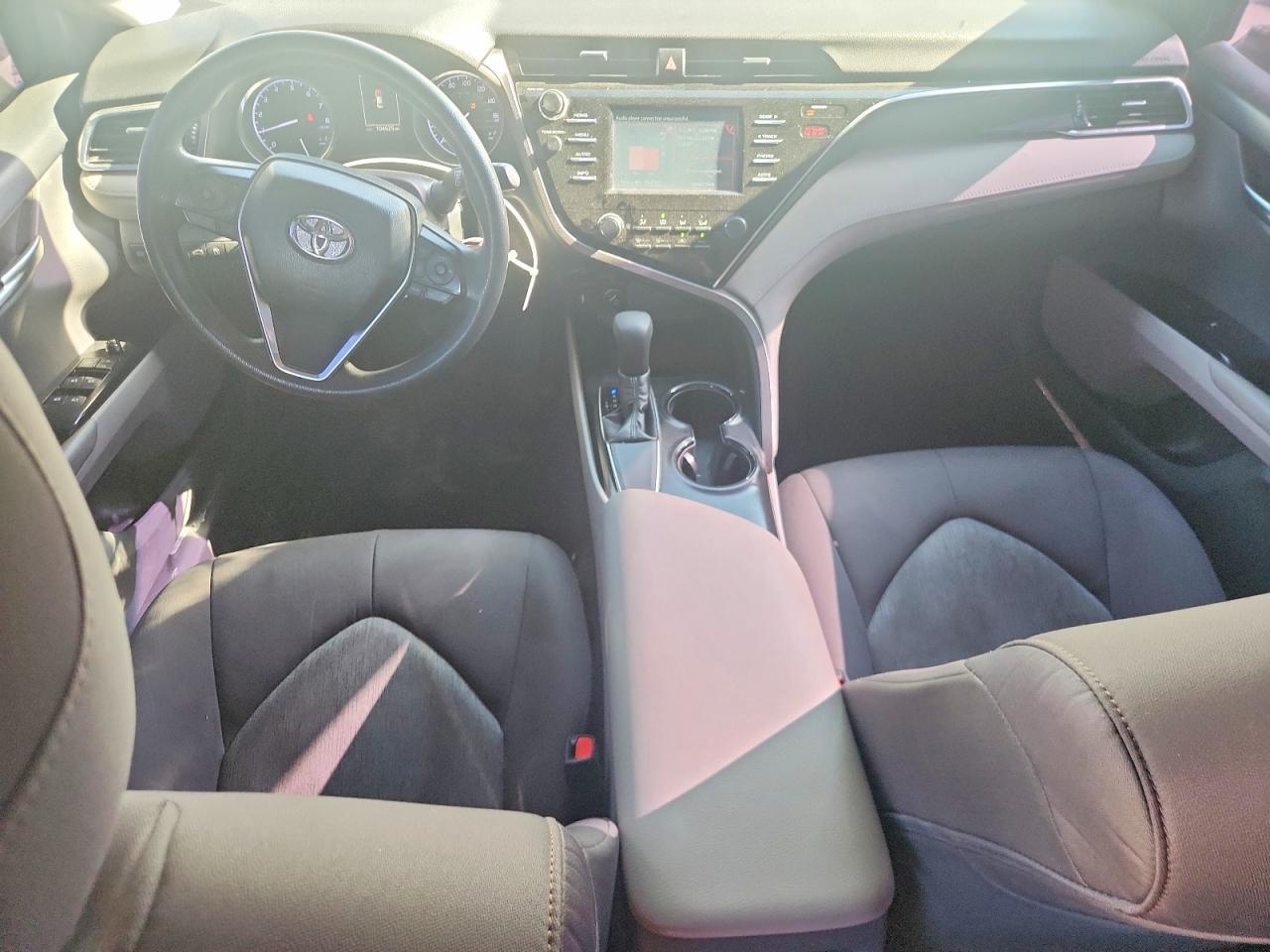 2018 TOYOTA CAMRY