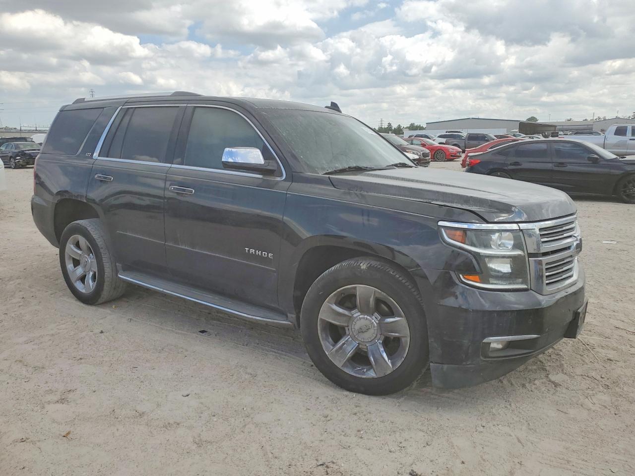 2016 CHEVROLET Tahoe