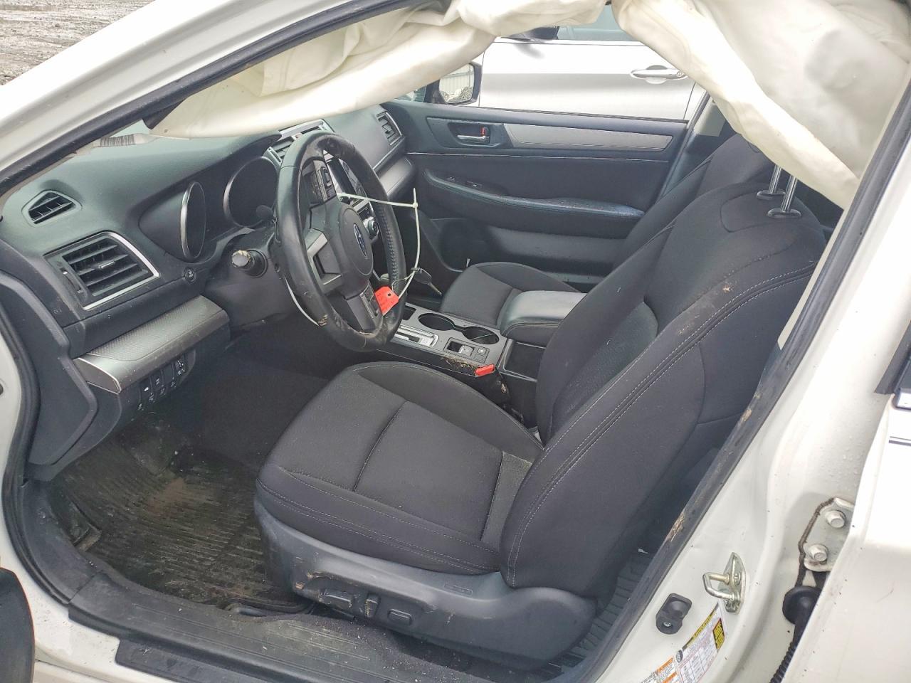 2015 SUBARU Legacy