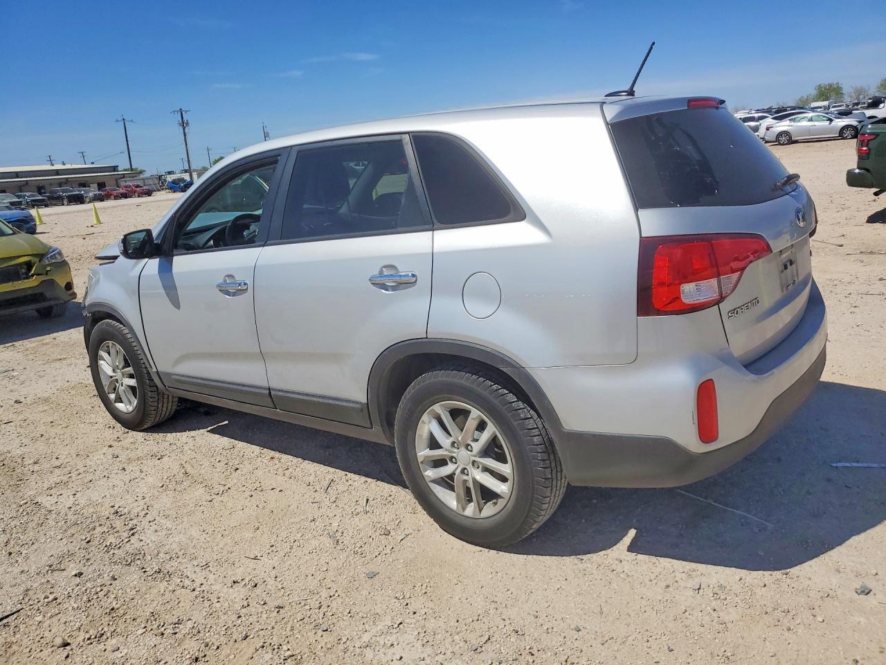 2015 KIA SORENTO