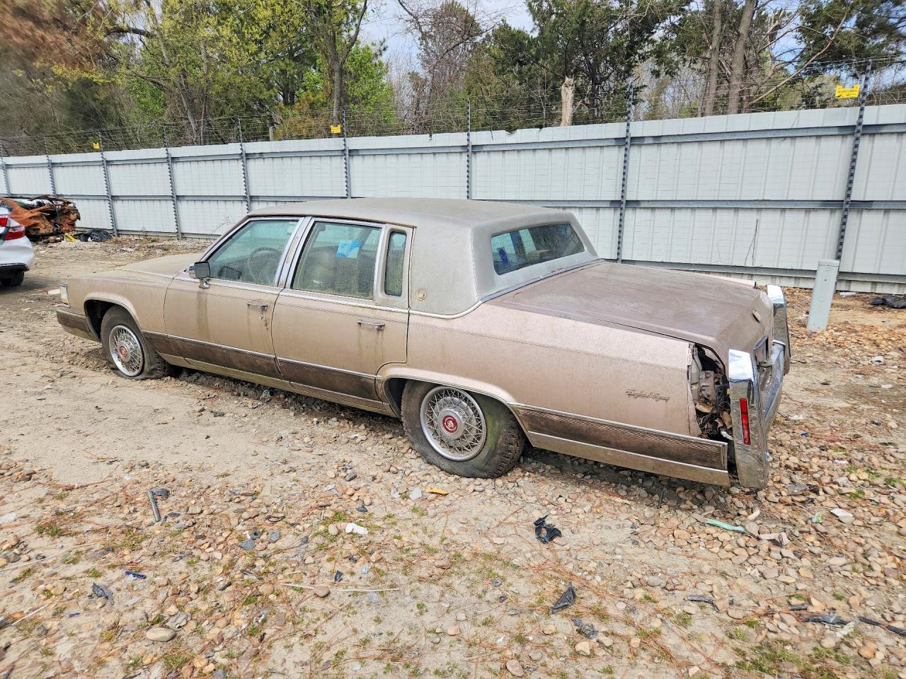 1992 CADILLAC Brougham
