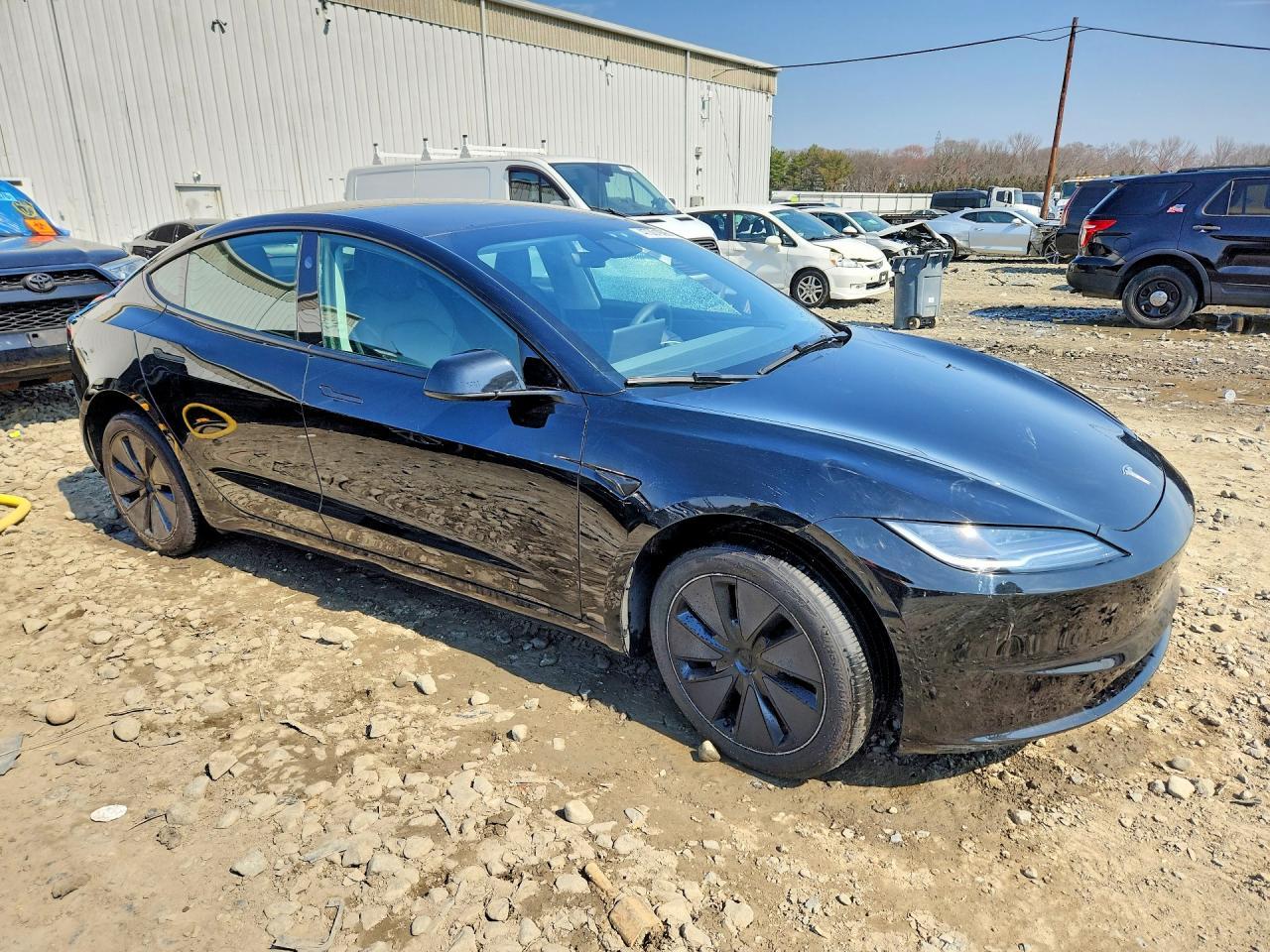 2025 TESLA MODEL 3