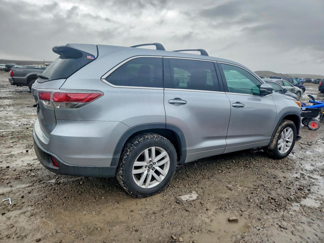2016 TOYOTA HIGHLANDER