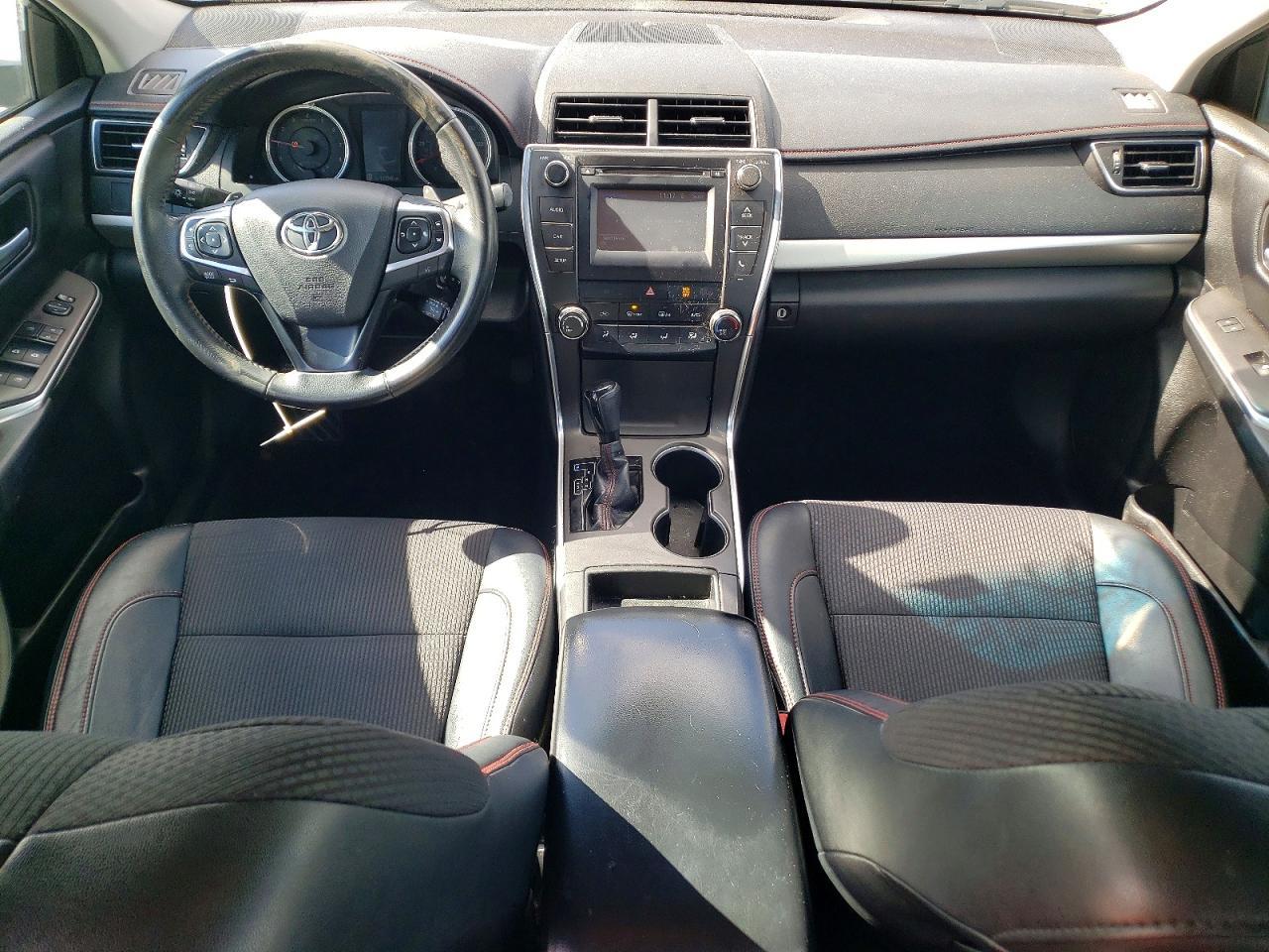 2017 TOYOTA CAMRY
