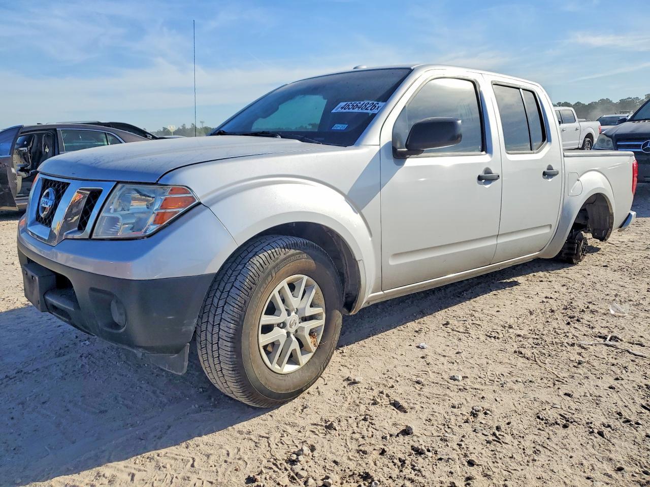2017 NISSAN Frontier