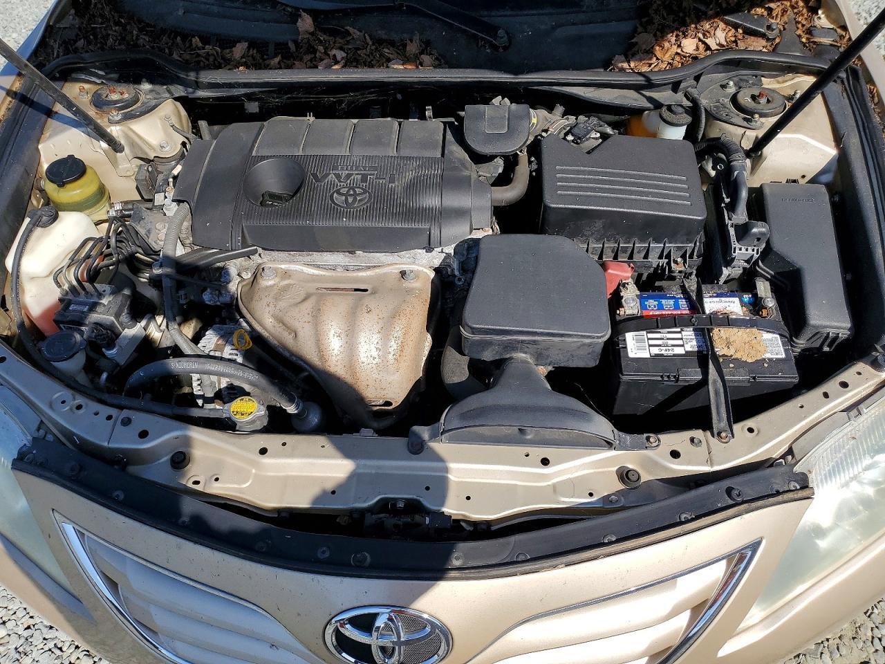 2011 TOYOTA CAMRY