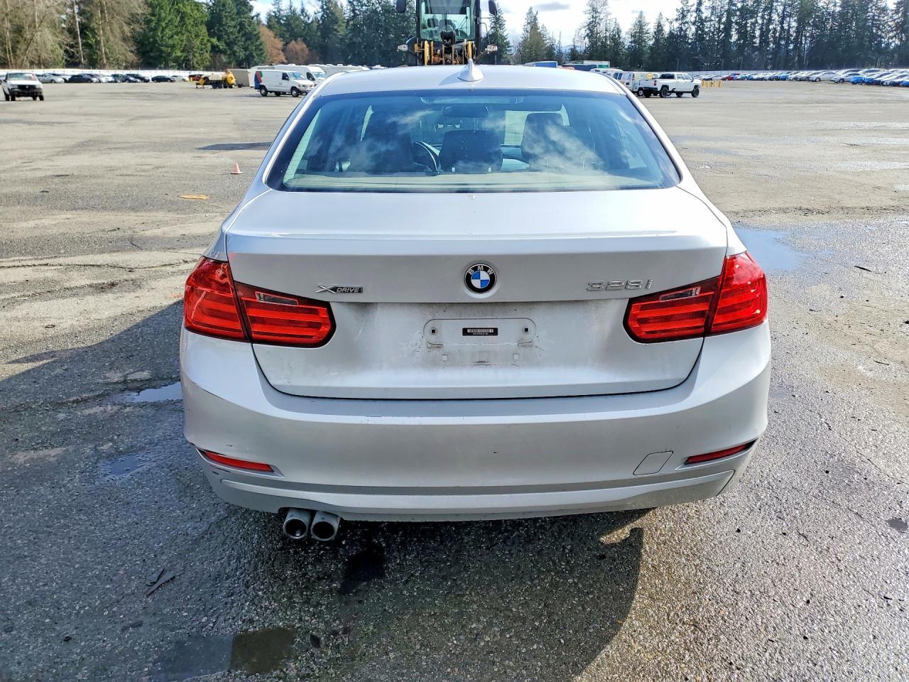 2013 BMW 3 SERIES
