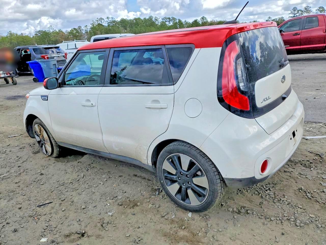 2017 KIA SOUL