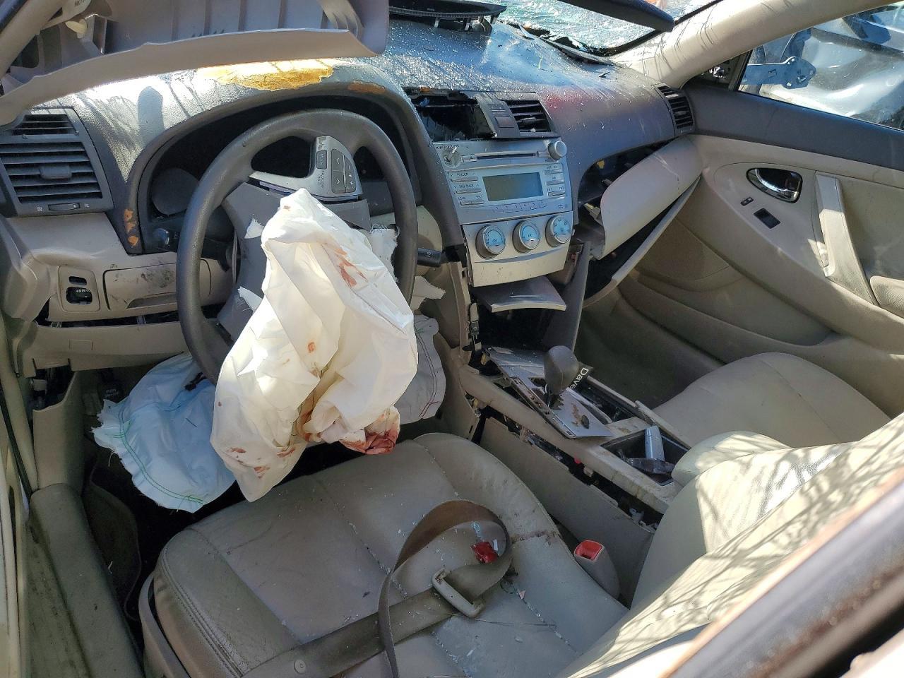 2009 TOYOTA CAMRY