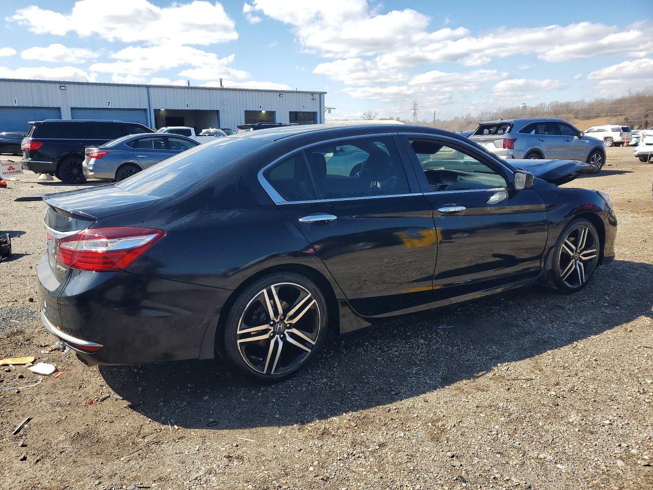2016 HONDA ACCORD