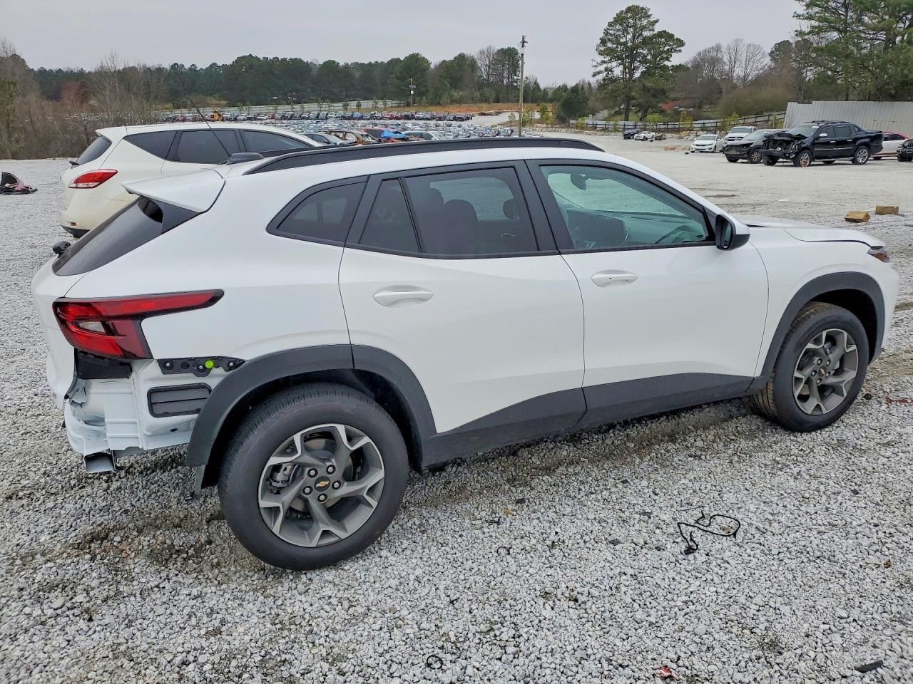 2026 CHEVROLET TRAX