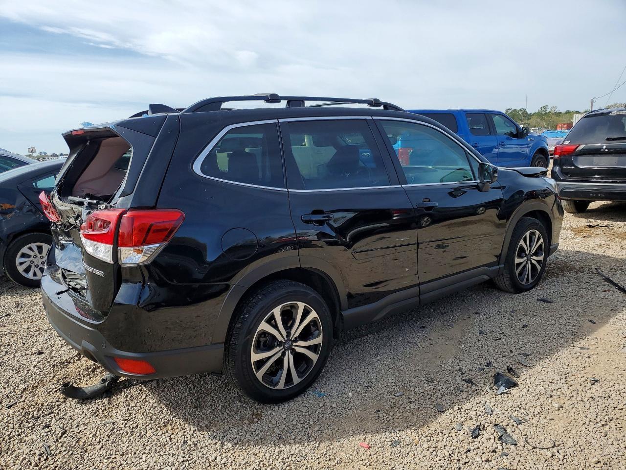 2021 SUBARU FORESTER