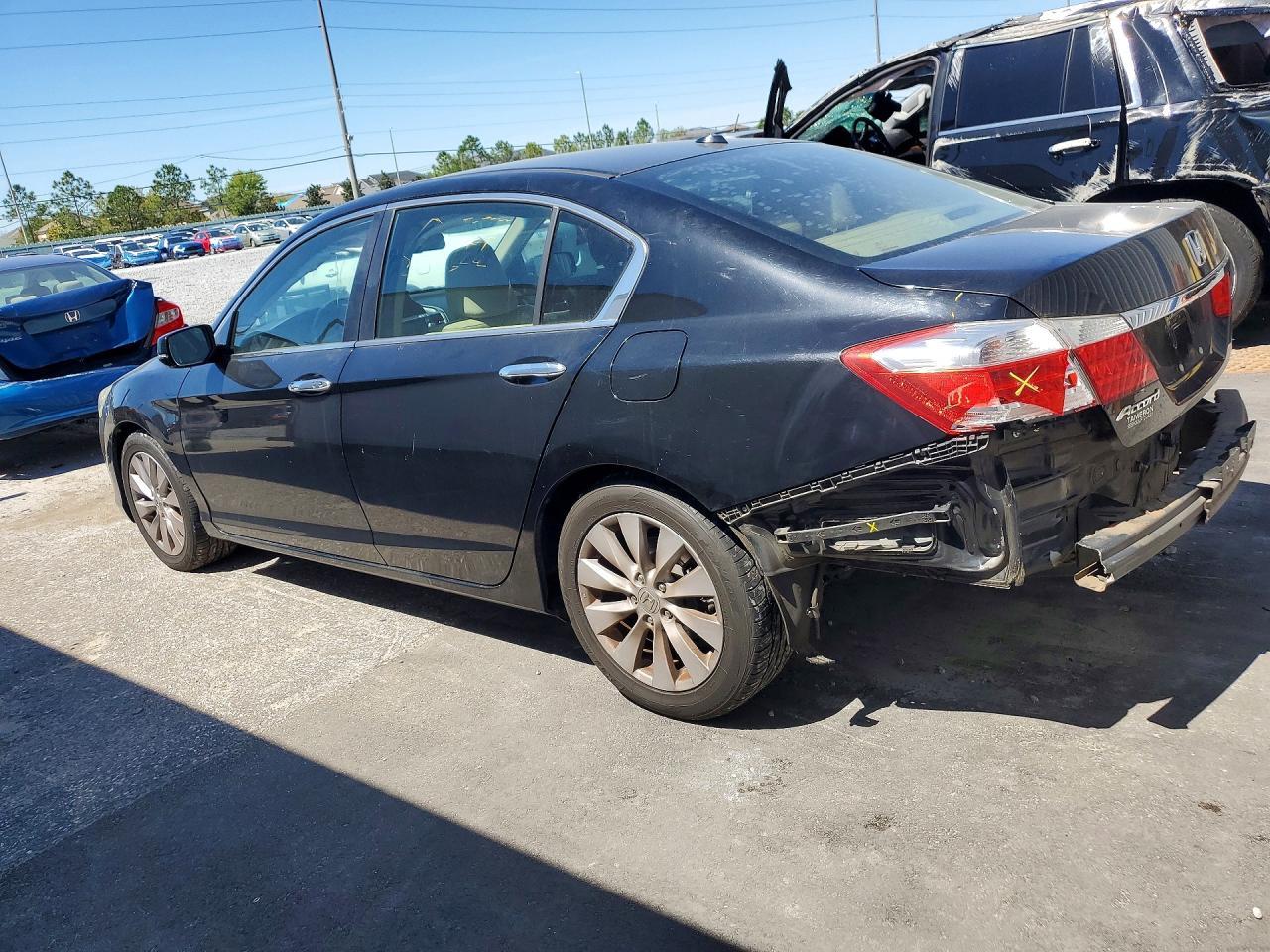 2015 HONDA ACCORD