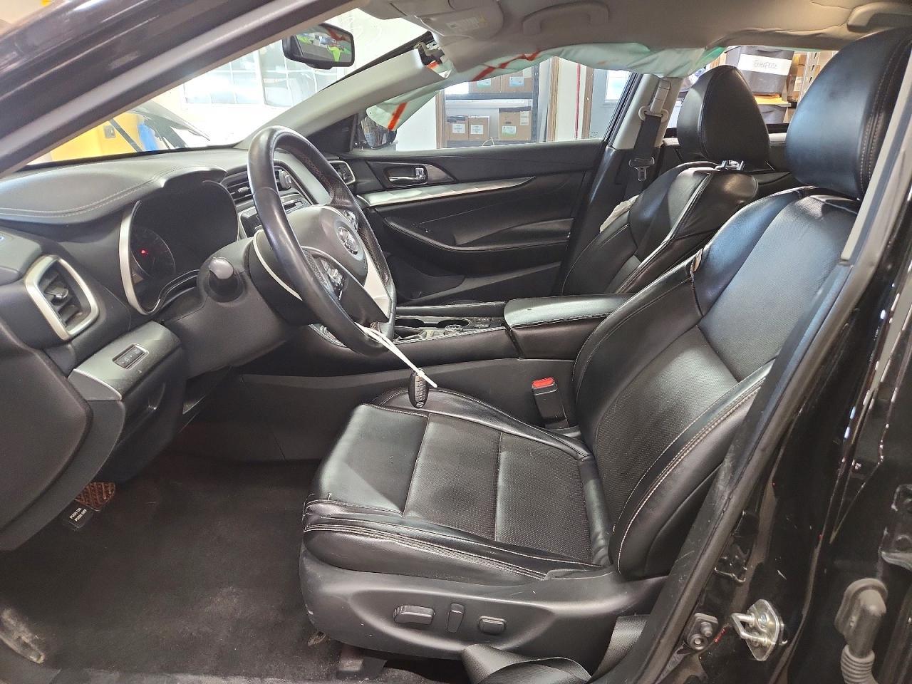 2019 NISSAN Maxima