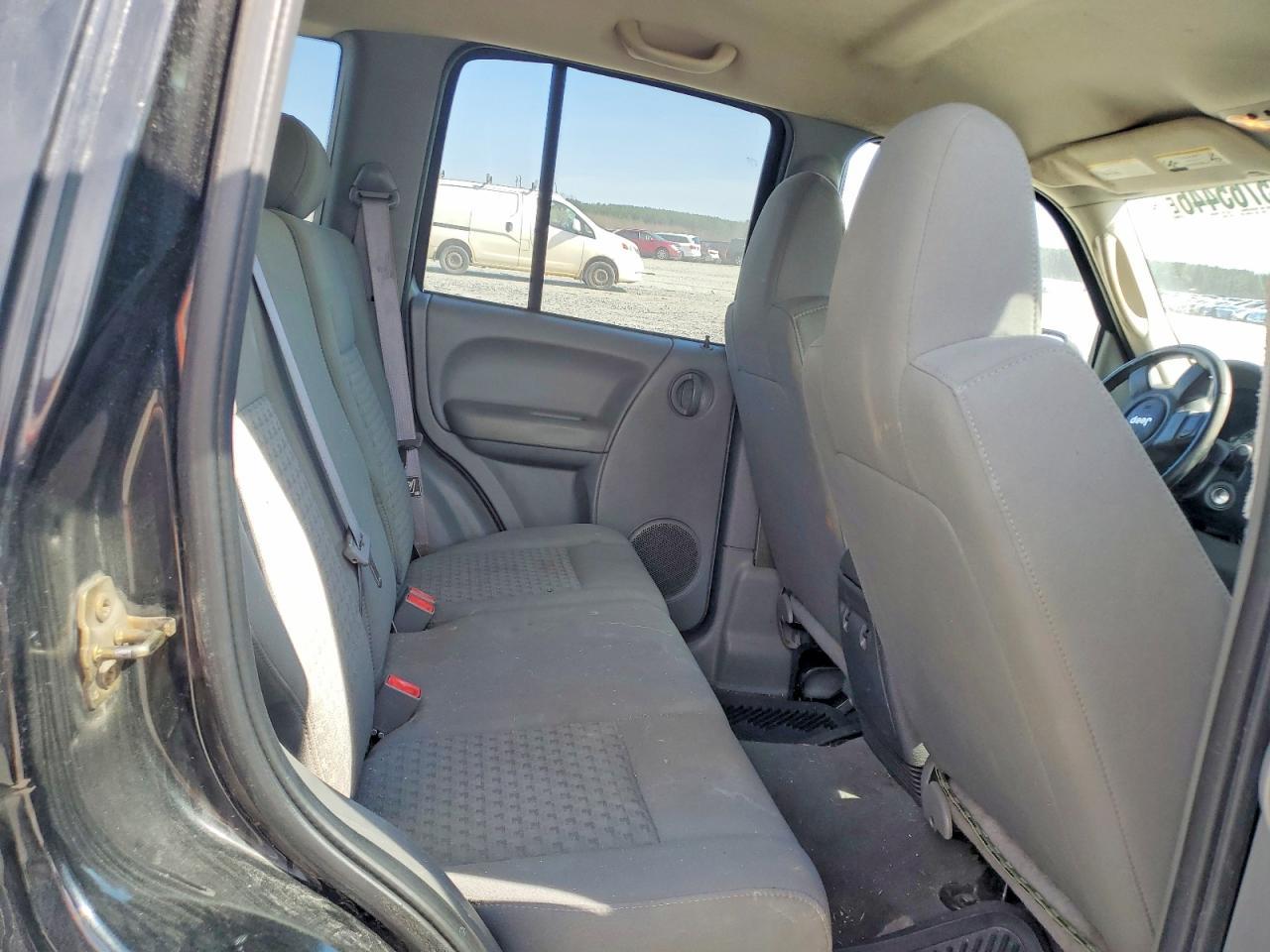2007 JEEP Liberty
