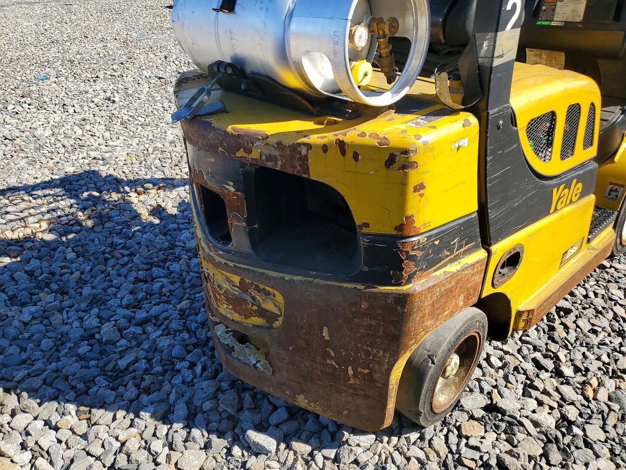 2015 YALE Forklift