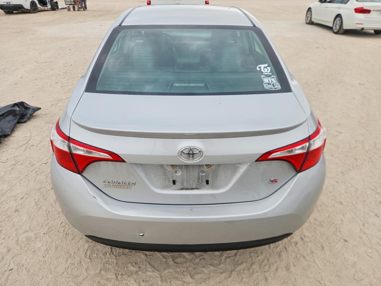 2016 TOYOTA COROLLA