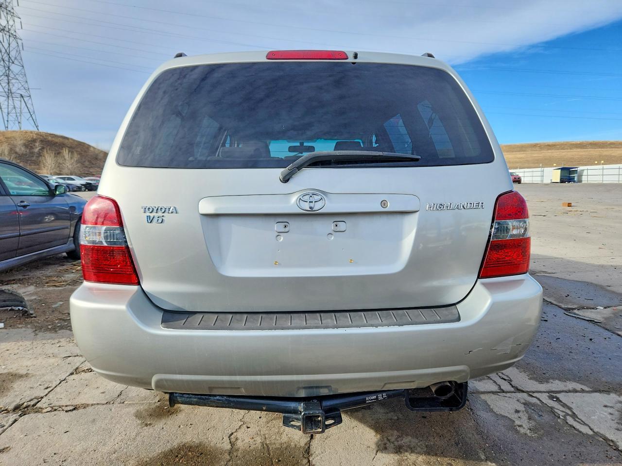 2005 TOYOTA HIGHLANDER