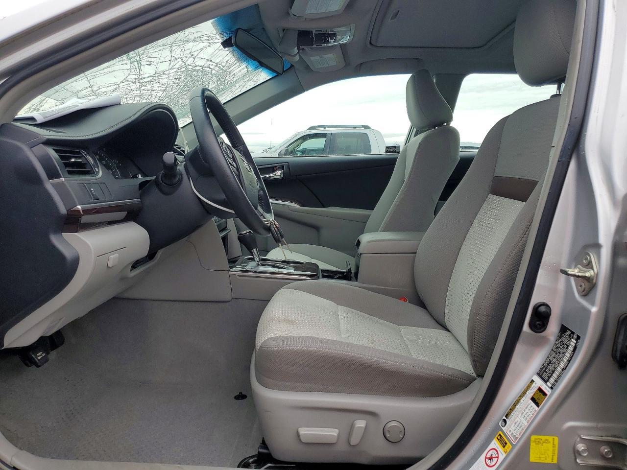 2014 TOYOTA CAMRY