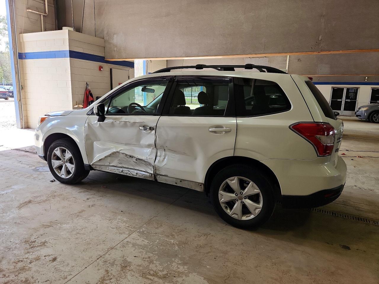 2016 SUBARU FORESTER