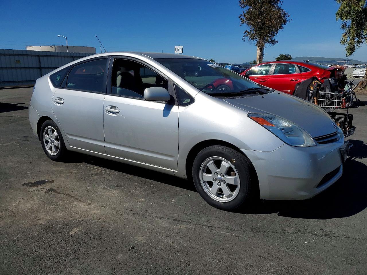 2004 TOYOTA PRIUS