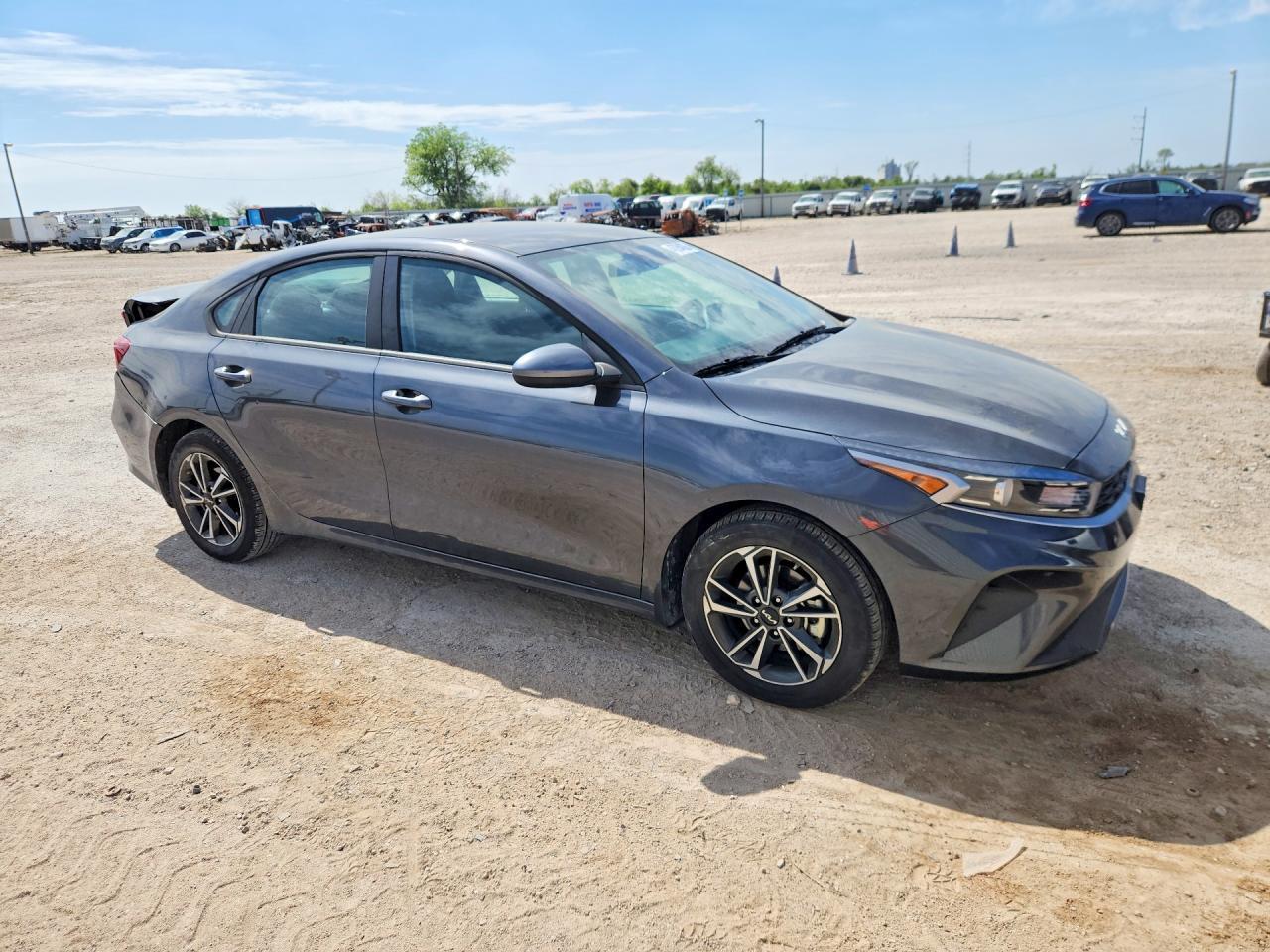 2024 KIA FORTE