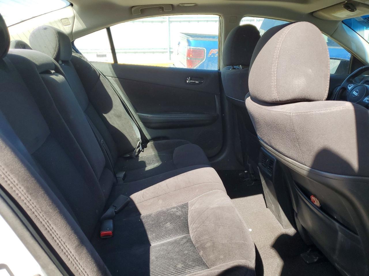2012 NISSAN Maxima