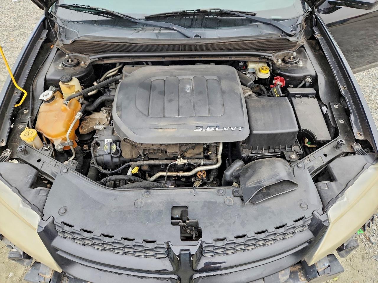 2013 DODGE Avenger