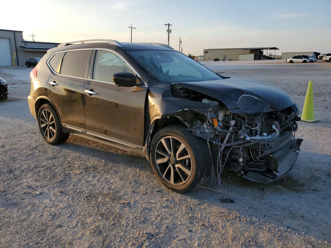 2019 NISSAN ROGUE