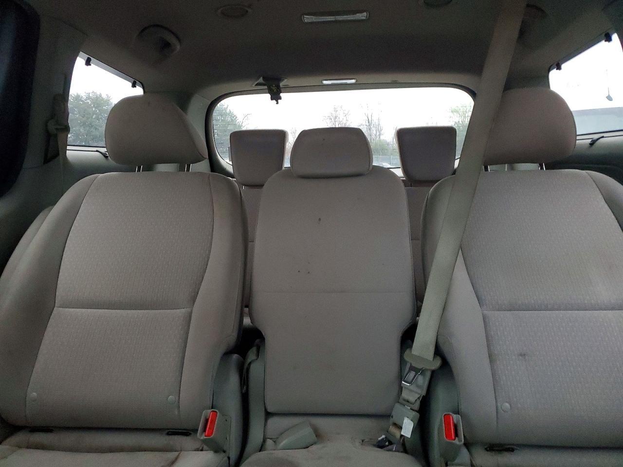 2016 KIA SEDONA