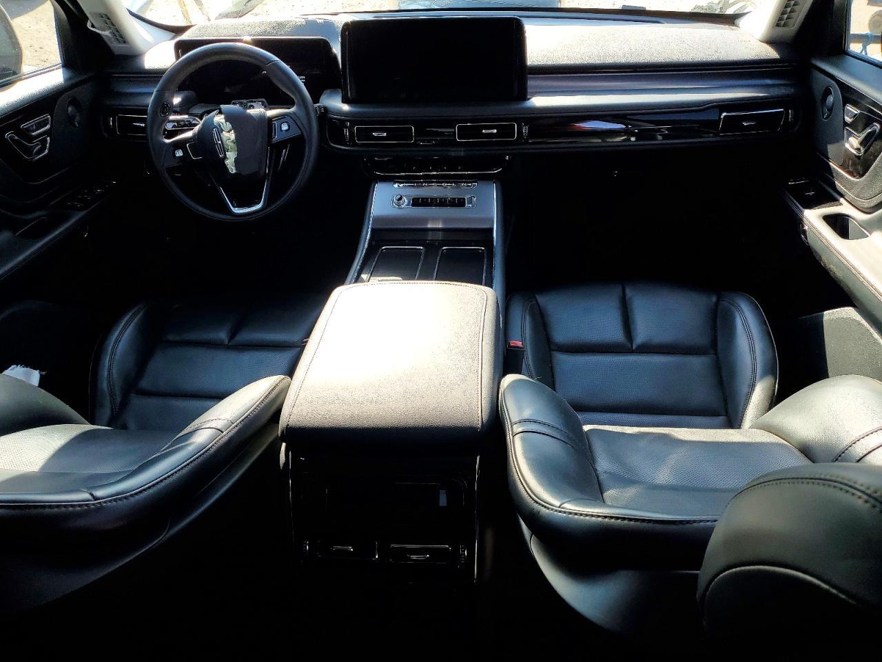 2025 LINCOLN Aviator