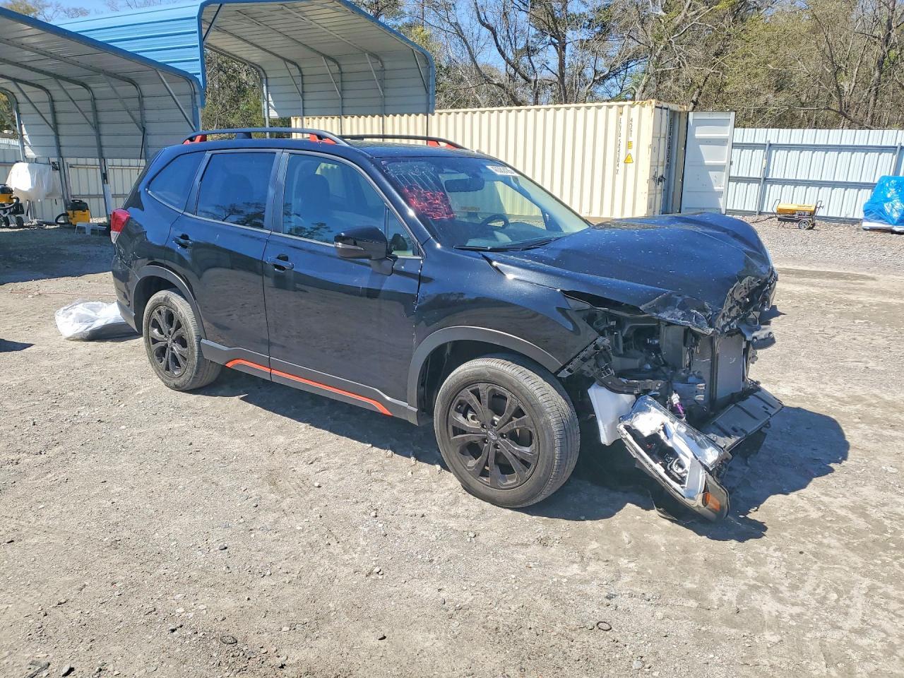 2023 SUBARU FORESTER