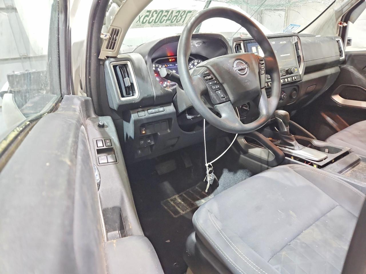 2025 NISSAN Frontier