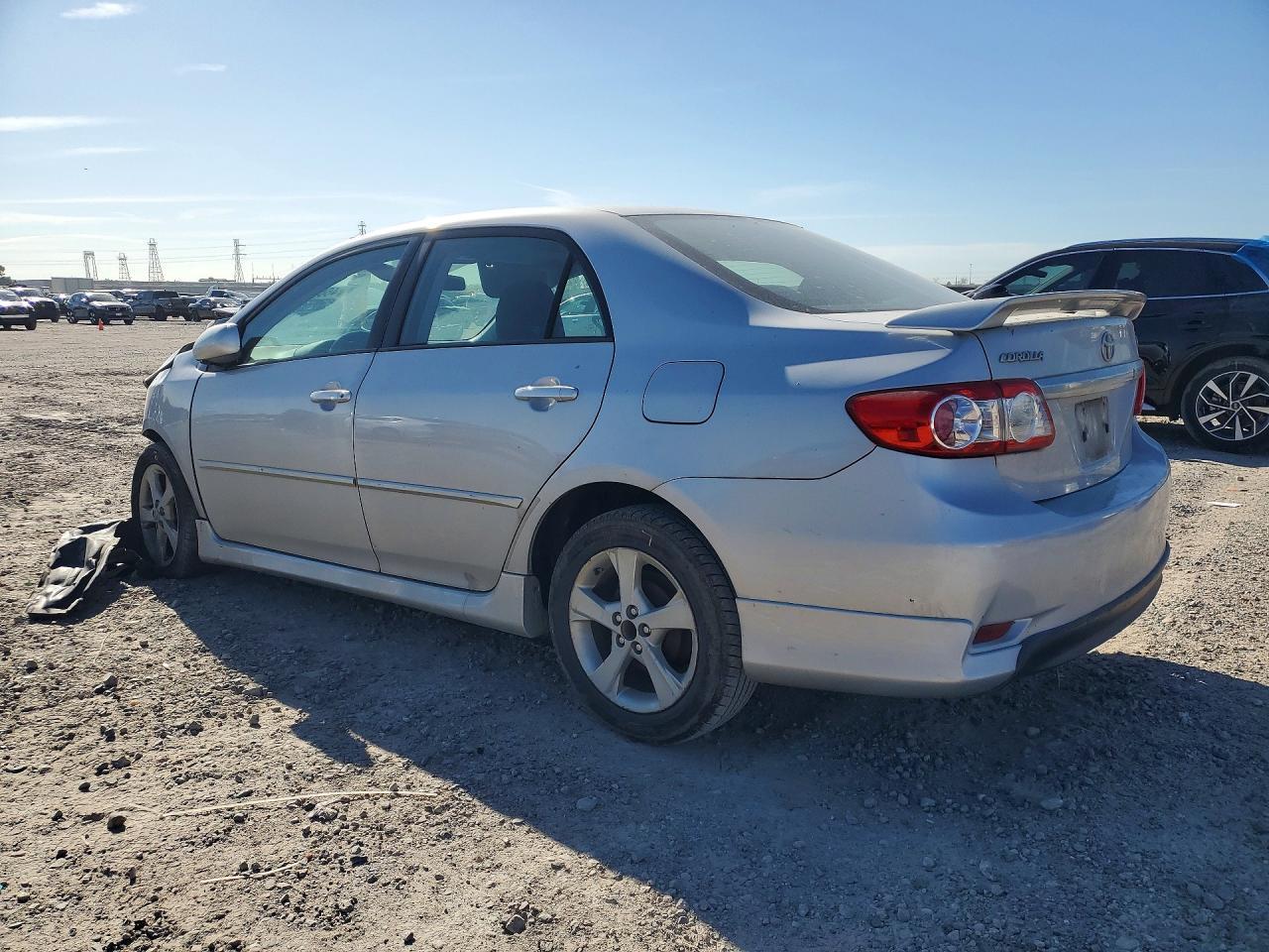 2011 TOYOTA COROLLA