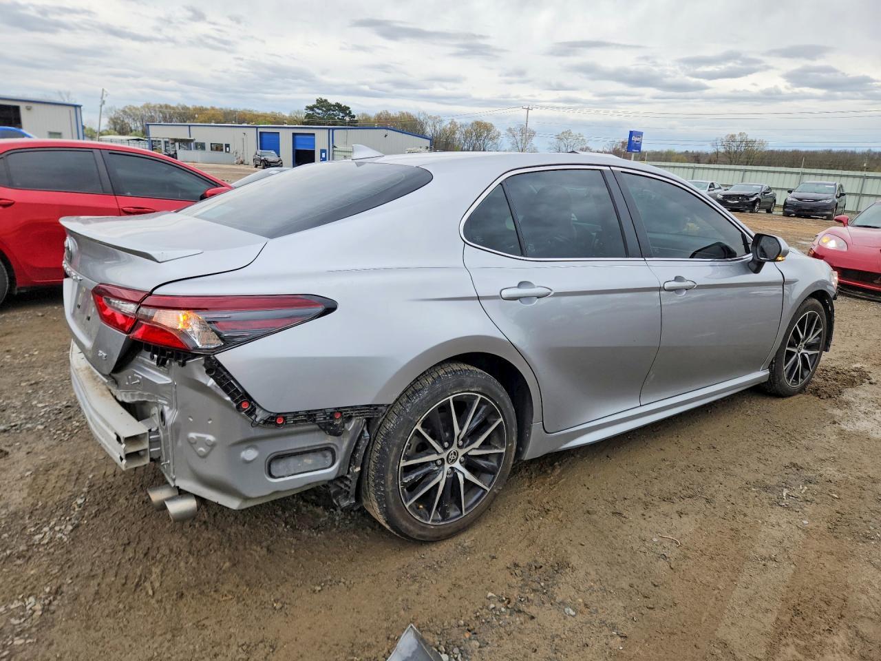 2023 TOYOTA CAMRY