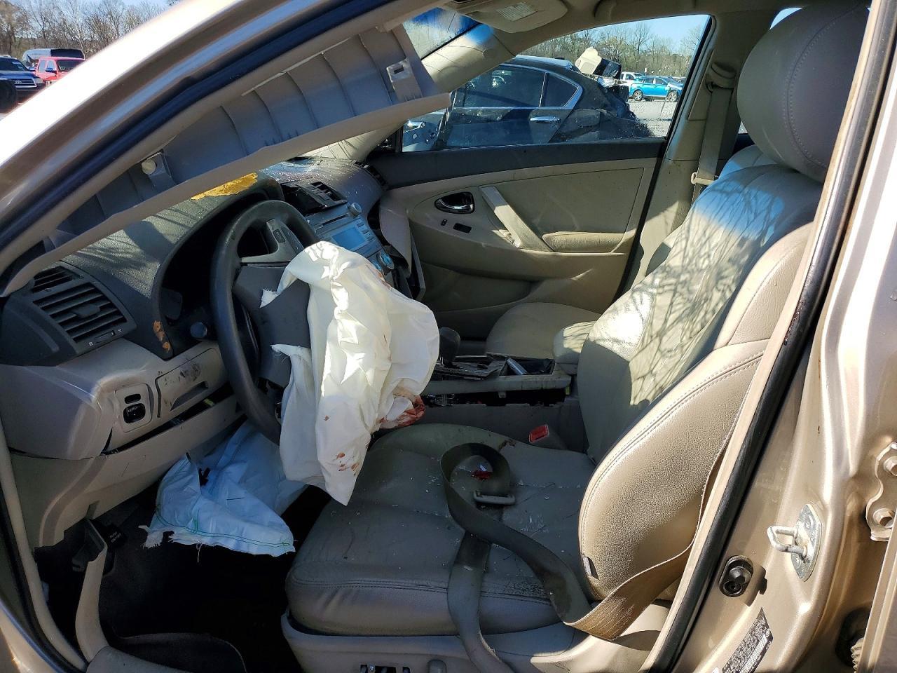 2009 TOYOTA CAMRY