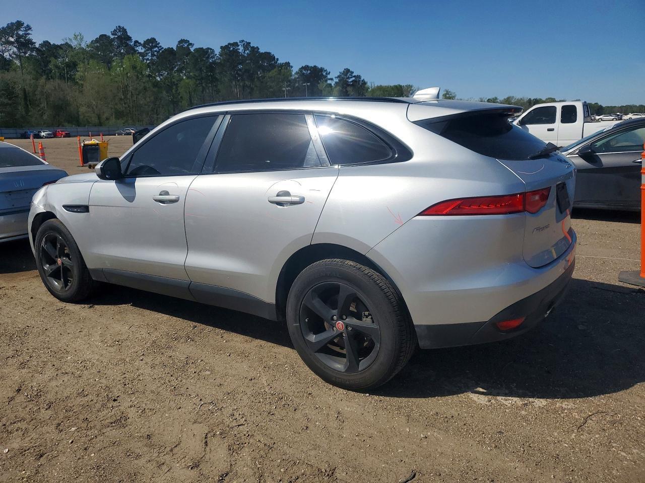 2018 JAGUAR F-Pace